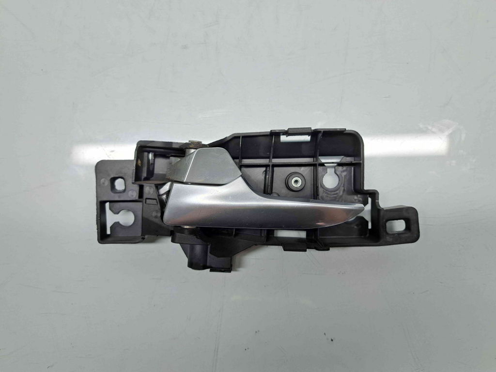 Maner interior stanga fata Ford Mondeo 4 Sedan Facelift [Fabr 2007-2015] 6M21-U22601