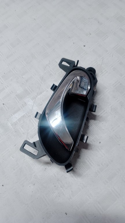 Maner interior stanga fata Nissan Qashqai - Benzina 2018, 806714EA0A