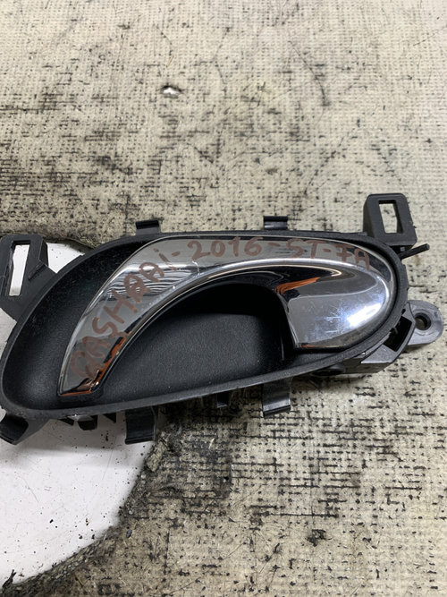 Maner interior stanga fata Nissan Qashqai - Motorina 2016, -