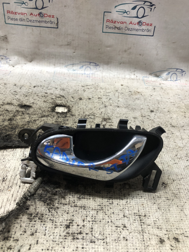 Maner interior stanga fata Renault Kadjar 2013