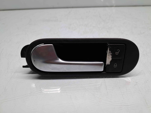 Maner interior stanga fata Volkswagen Golf 5 Plus (5M1) [Fabr 2005-2008] 5M0837113B