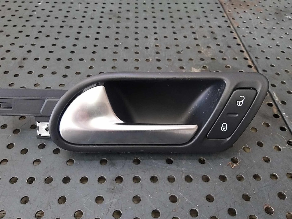 Maner interior stanga fata vw golf 6 5k break 1k1837113