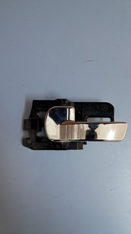 Maner interior stanga Nissan Qashqai 2+ an 2012 cod 80671JDO