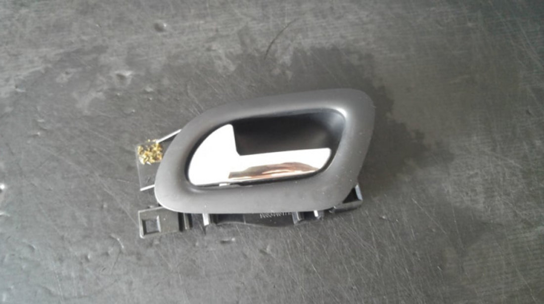 Maner interior stanga spate citroen c3 picasso 9683446877