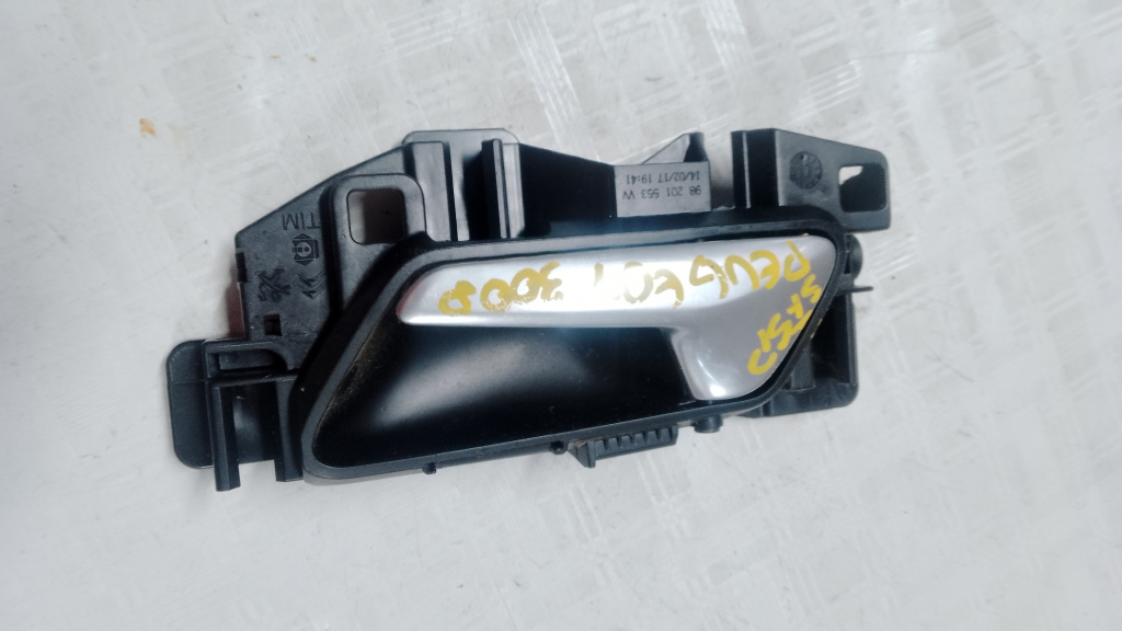 Maner interior stanga spate Peugeot 3008 - Benzina 2018, 98201553