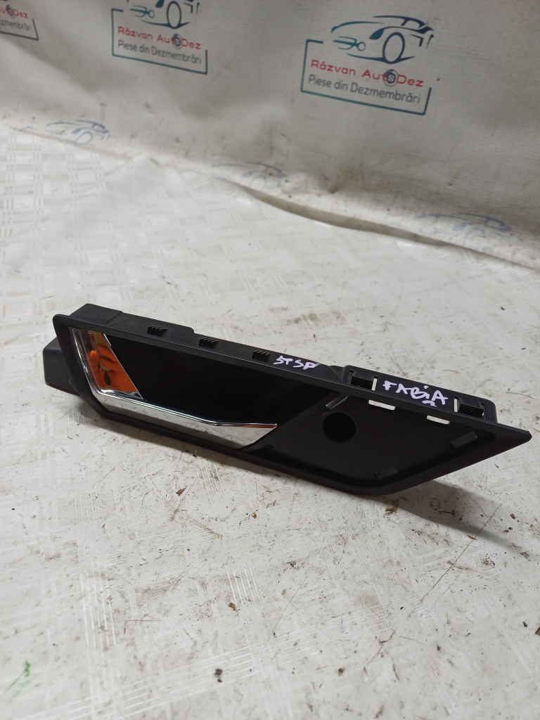 Maner interior stanga spate Skoda Fabia 3 - Motorina 2016, -