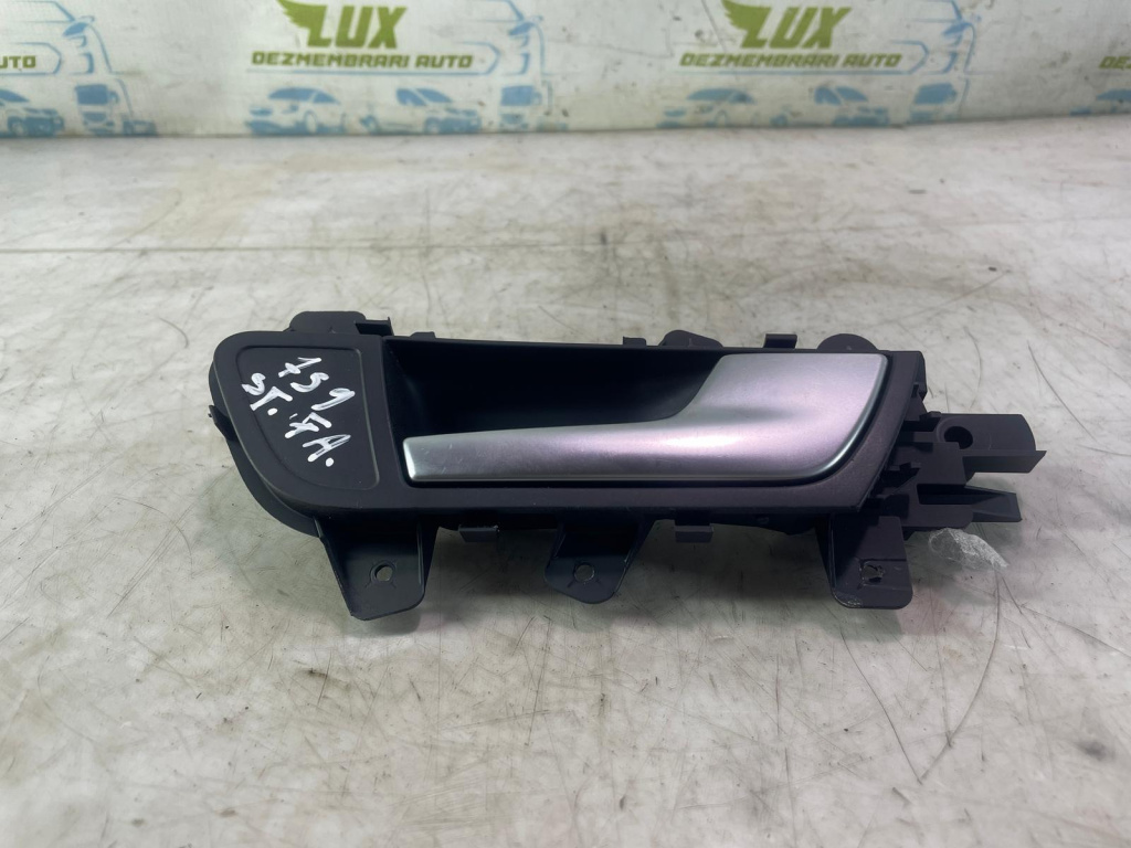 Maner interior usa dreapta fata 8K0837020 Audi A4 B8/8K [2007 - 2011] 2.0 tdi CAGA