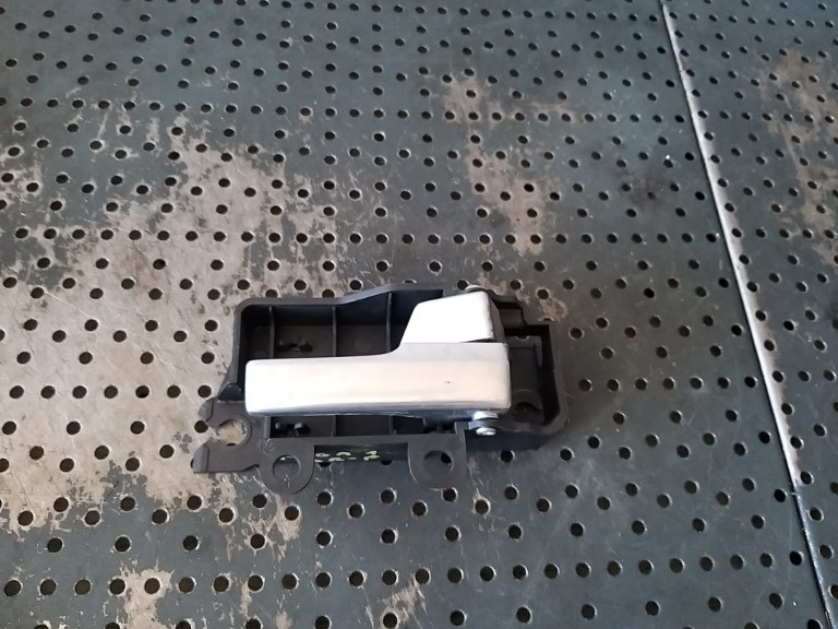 Maner interior usa dreapta fata ford kuga 1 3m51r22600