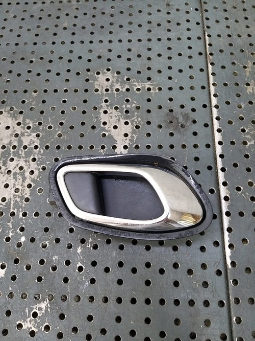 Maner interior usa dreapta fata kia ceed 2 jd 82623a2000
