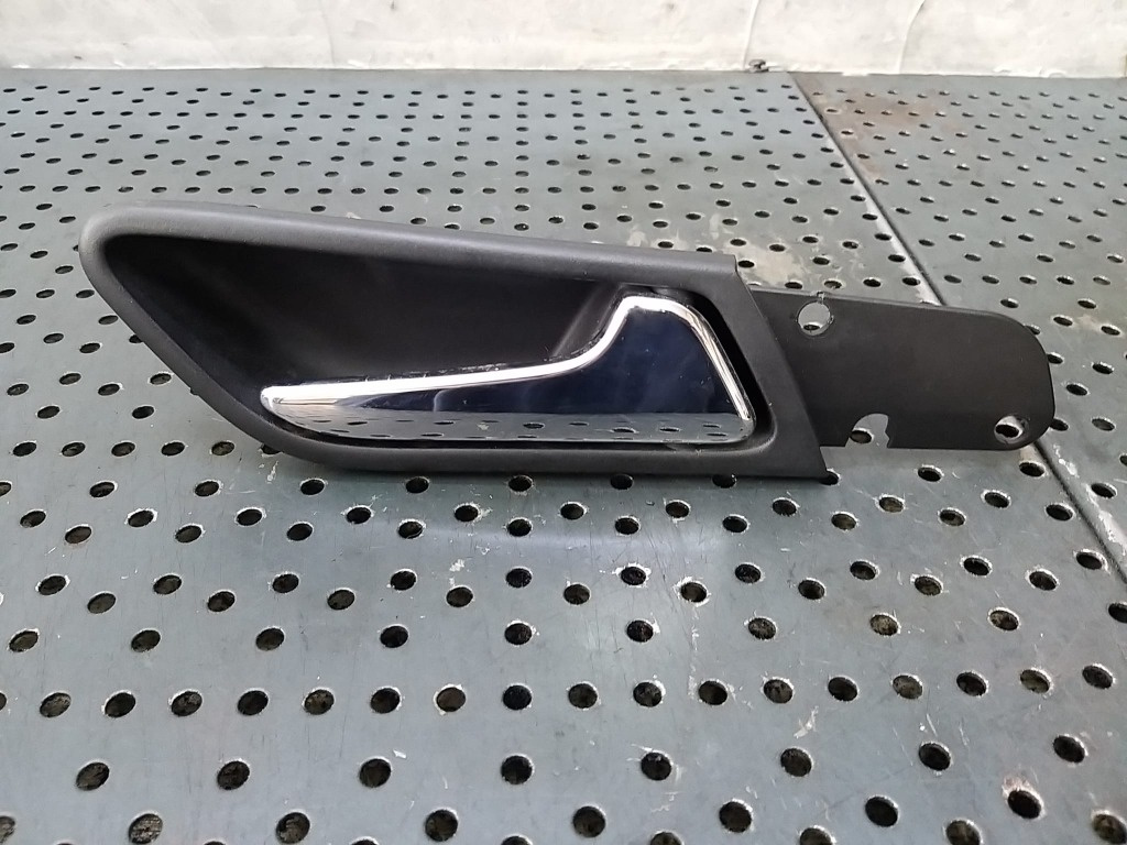 Maner interior usa dreapta fata mercedes a class w169 a1697601061
