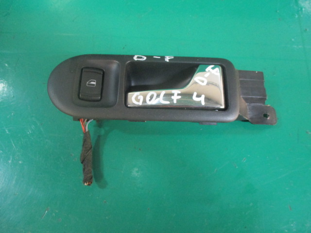 MANER INTERIOR USA DREAPTA FATA VW GOLF 4 FAB. 1997 – 2005 ⭐⭐⭐⭐⭐