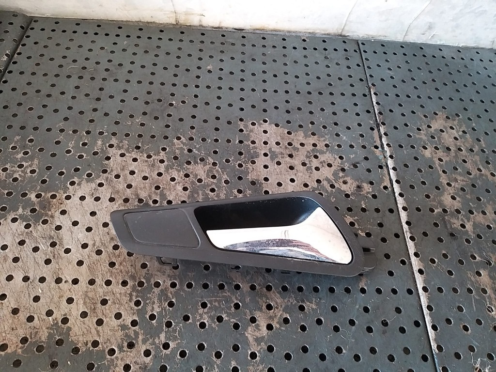 Maner interior usa dreapta fata vw passat b6 3c 3c1837114