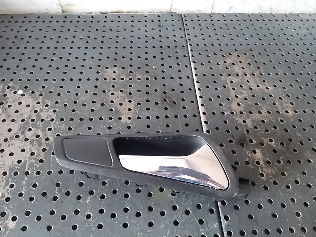 Maner interior usa dreapta fata vw passat b6 3c 3c1837114