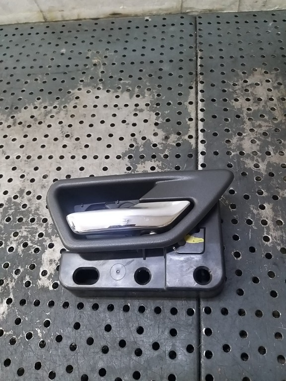 Maner interior usa dreapta spate dodge journey 96209910