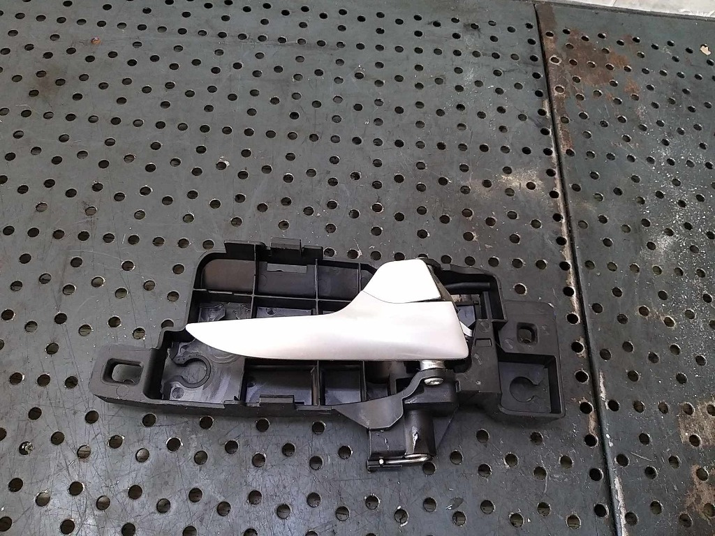 Maner interior usa dreapta spate ford mondeo 4 ba7 break 6m21u22600 7s71a22600