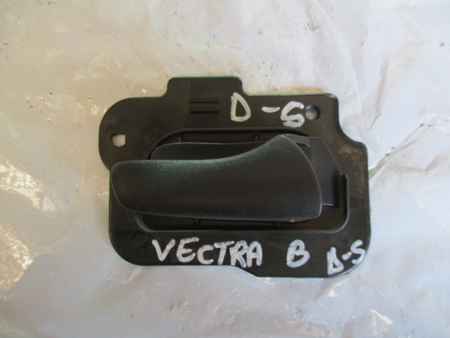 MANER INTERIOR USA DREAPTA SPATE OPEL VECTRA B FAB. 1995 – 2001 ⭐⭐⭐⭐⭐