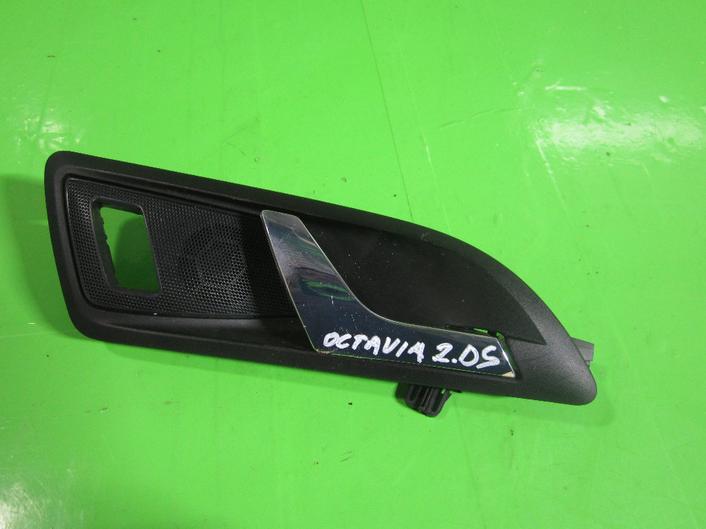 MANER INTERIOR USA DREAPTA SPATE SKODA OCTAVIA II FAB. 2004 - 2013 ⭐⭐⭐⭐⭐