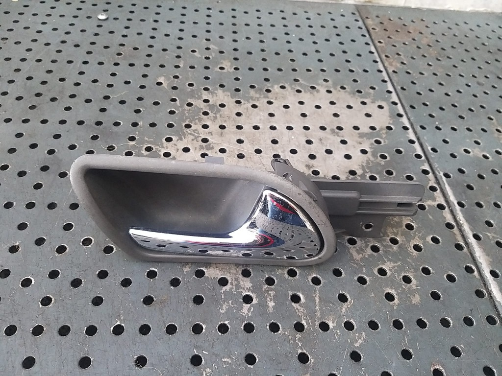 Maner interior usa dreapta spate vw golf 5 1k 1k4839114b