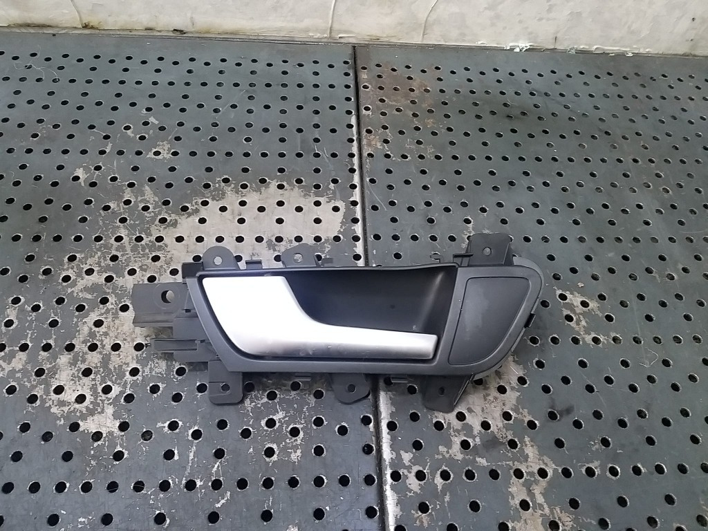 Maner interior usa stanga fata audi a4 b8 8k 8k0837019