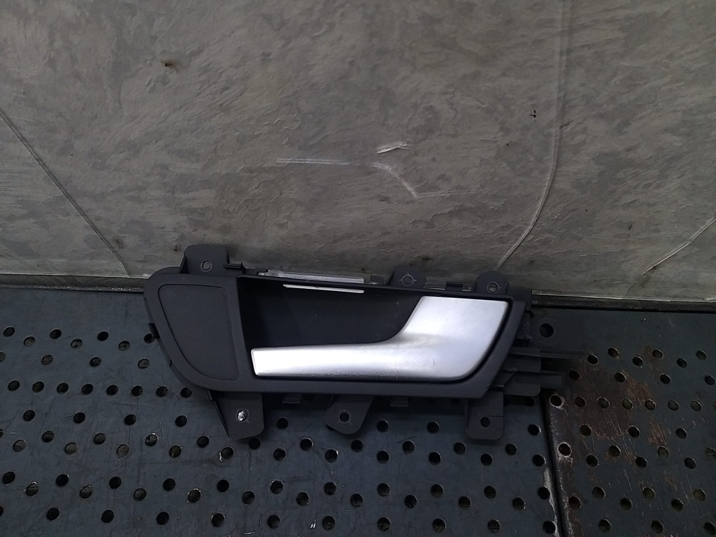Maner interior usa stanga fata audi a4 b8 8k 8k0837020
