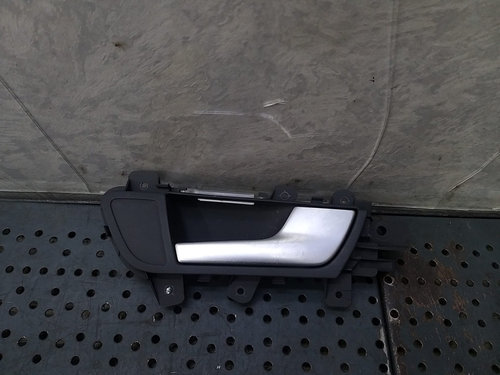Maner interior usa stanga fata audi a4 b8 8k 8k0837020