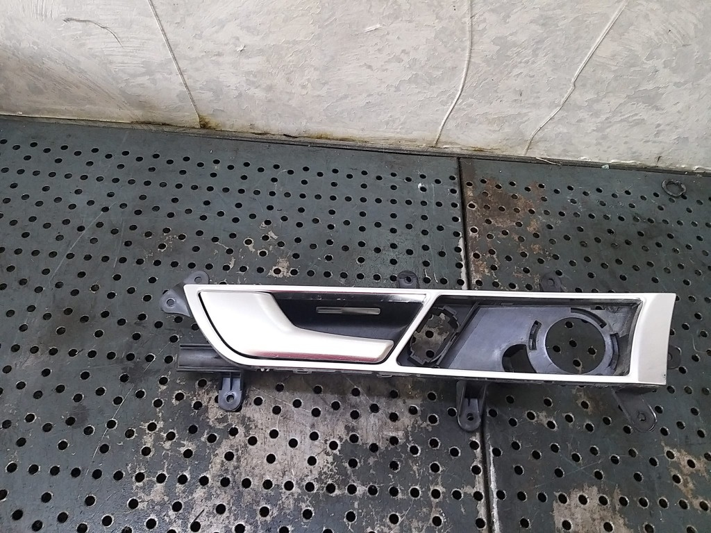 Maner interior usa stanga fata audi a6 c6 4f 4f0837019c