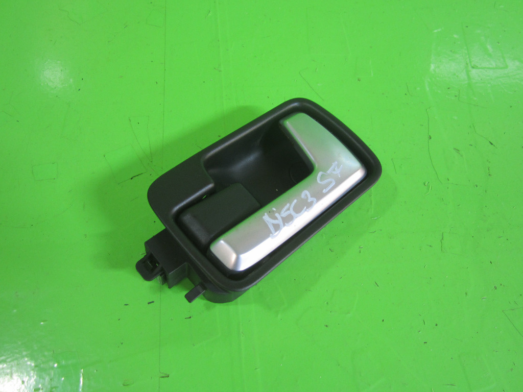 MANER INTERIOR USA STANGA FATA LAND ROVER DISCOVERY 3 4x4 FAB. 2004 - 2009 ⭐⭐⭐⭐⭐