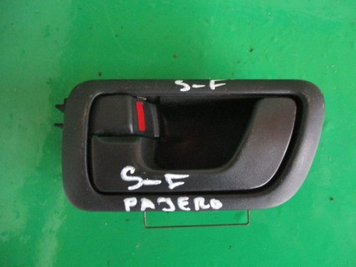 MANER INTERIOR USA STANGA FATA MITSUBISHI PAJERO SHOGUN III FAB. 1999 - 2007 ⭐⭐⭐⭐⭐
