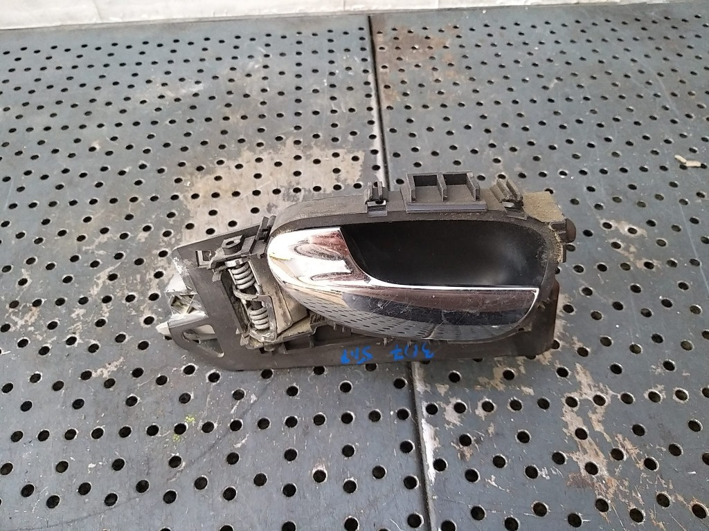 Maner interior usa stanga fata peugeot 307 9643604577