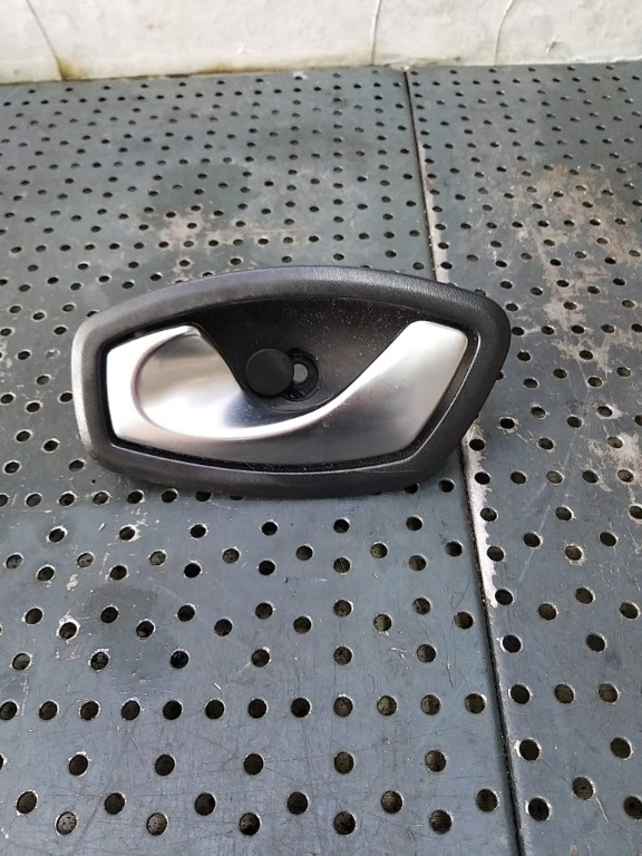 Maner interior usa stanga fata renault megane 3 826730001r