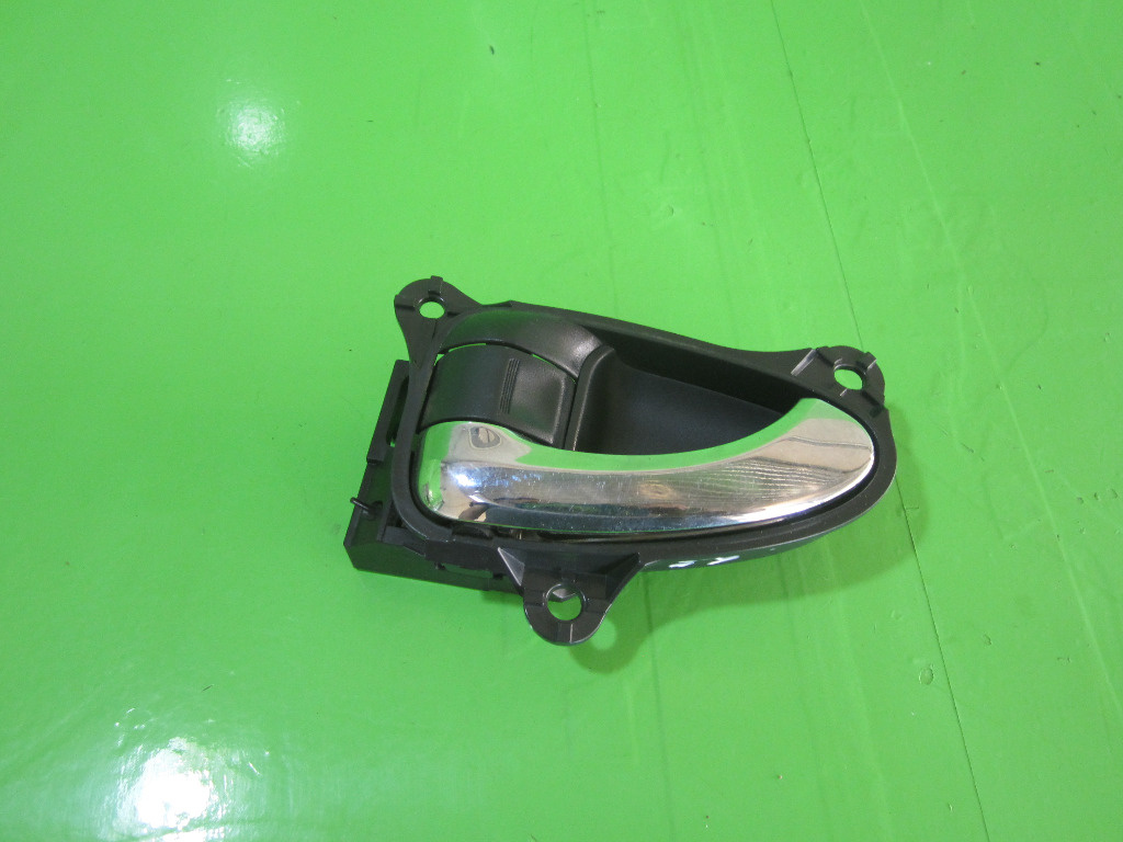 MANER INTERIOR USA STANGA FATA TOYOTA RAV 4 4x4 FAB. 2005 - 2010 ⭐⭐⭐⭐⭐