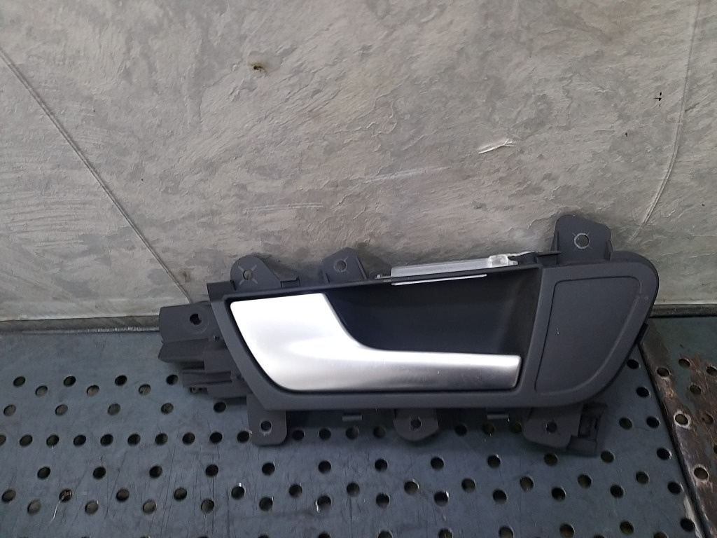Maner interior usa stanga spate audi a4 b8 8k 8k0839019