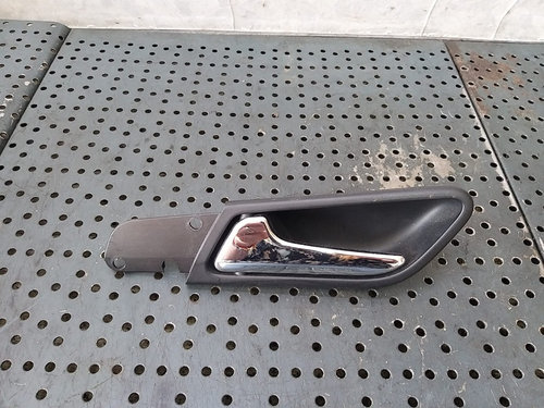Maner interior usa stanga spate mercedes b class w245 a1697600961