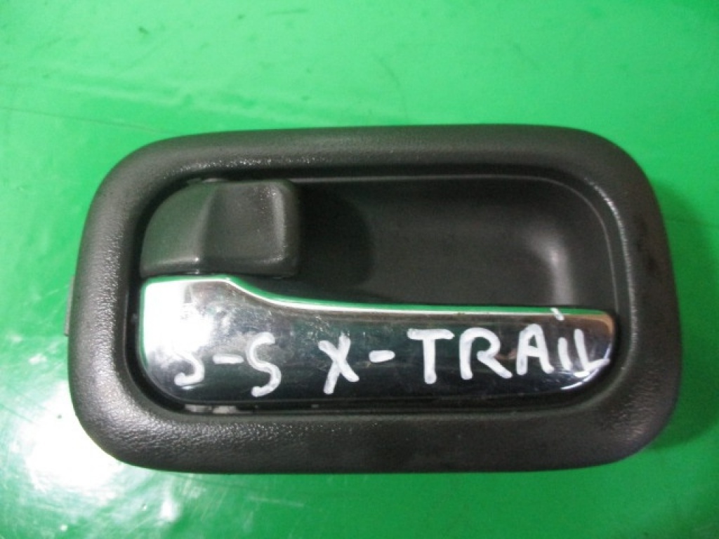 MANER INTERIOR USA STANGA SPATE NISSAN X-TRAIL T30 FAB. 2001 - 2007 ⭐⭐⭐⭐⭐