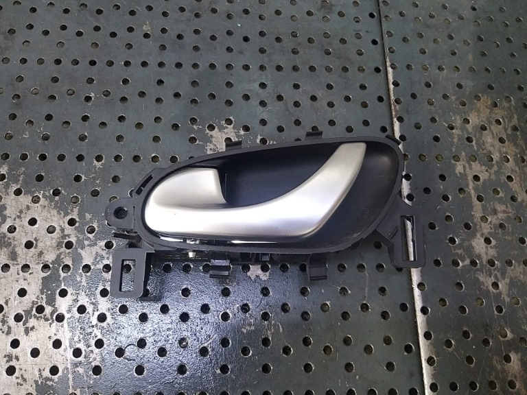 Maner interior usa stanga spate renault kadjar ha hl 806714118r
