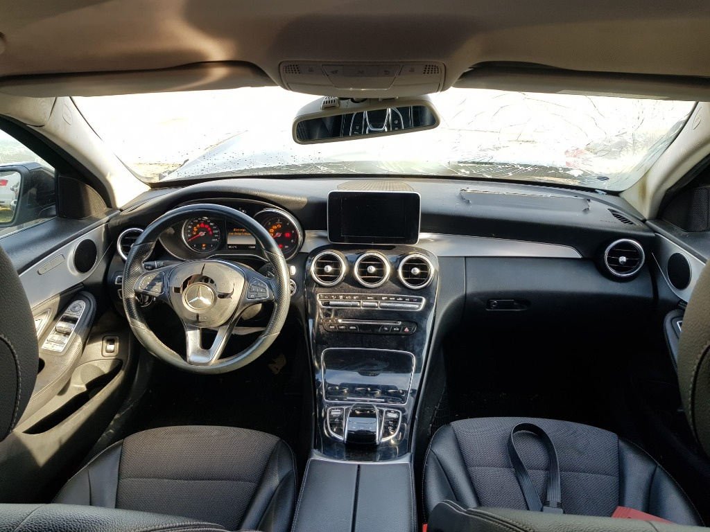 Maner pasager dreapta spate Mercedes Benz C220 W205 2015 cod: A1668100654
