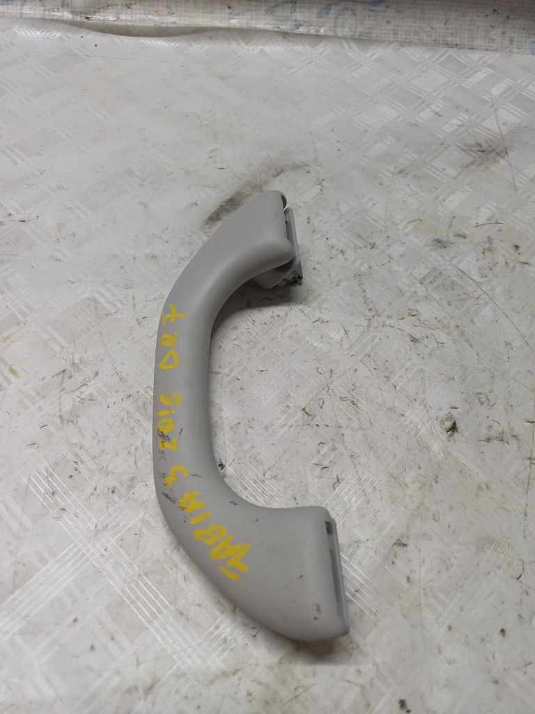 Maner plafon dreapta fata Skoda Fabia 3 Break 1.4 Motorina 2016, -