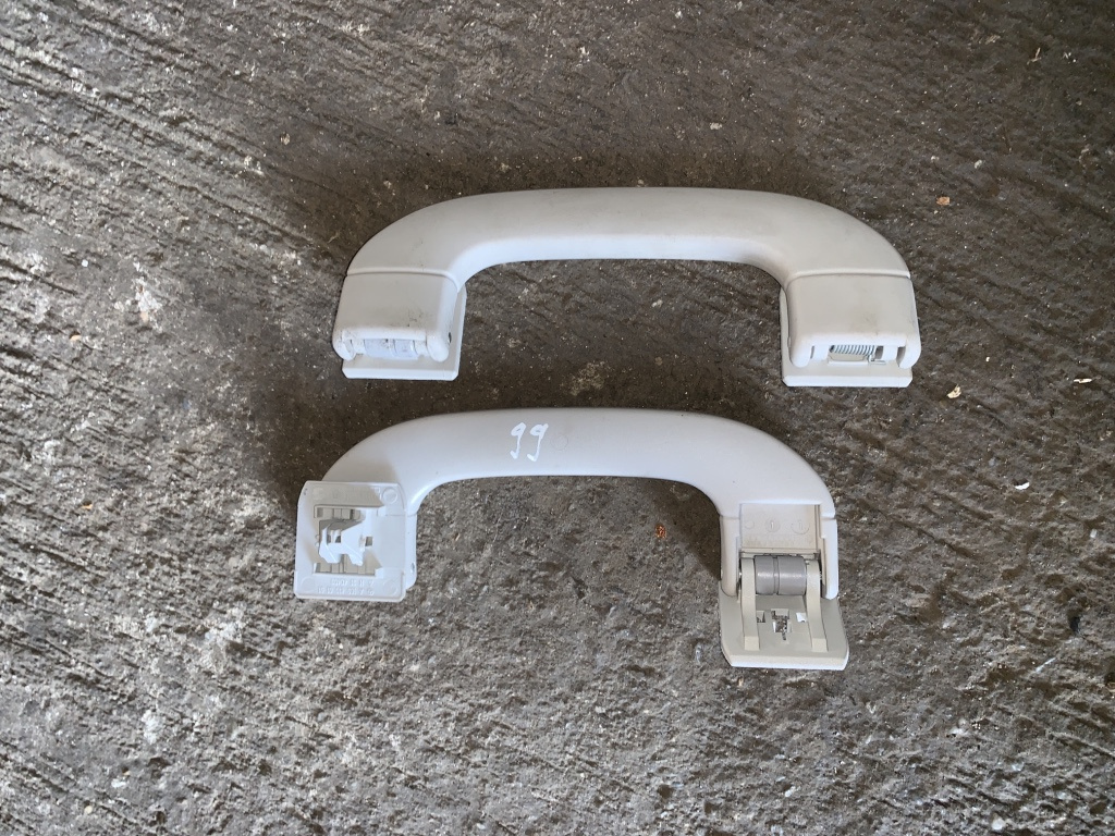 Maner plafon fata Mercedes-Benz A-Class W169 [2004 - 2008] Hatchback 5-usi A 170 Autotronic (116 hp) 1.7 - 266.940