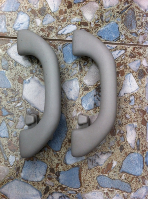Maner plafon spate Volkswagen VW Golf 5 [2003 - 2009] Hatchback 5-usi 1.6 FSI MT (116 hp) V (1K1)