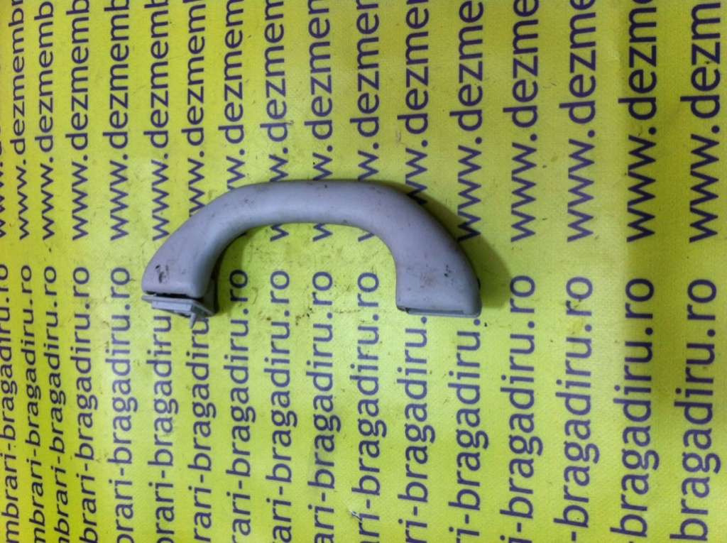 Maner plafon stanga fata Volkswagen VW Bora [1998 - 2005] Sedan 1.6 16V MT (105 hp) (1J2)