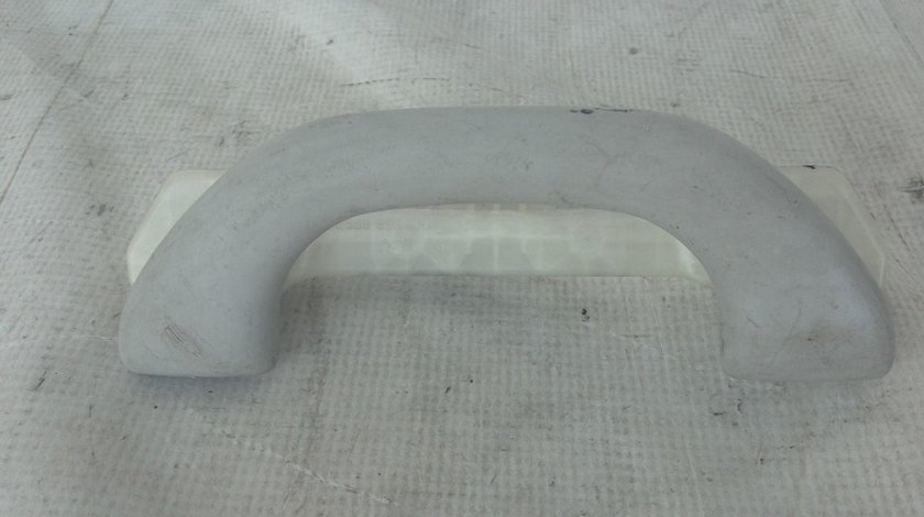 Maner plafon stanga fata Vw Golf 5 An 2004-2008 cod 1K0858685B