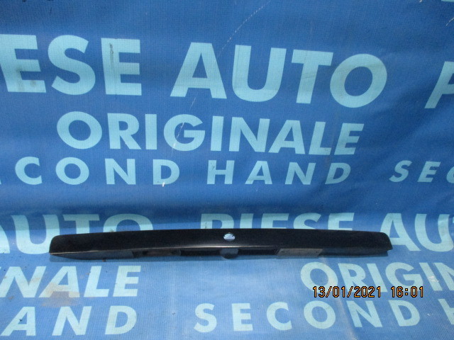 Maner portbagaj Audi A4 2000;  8D5827576