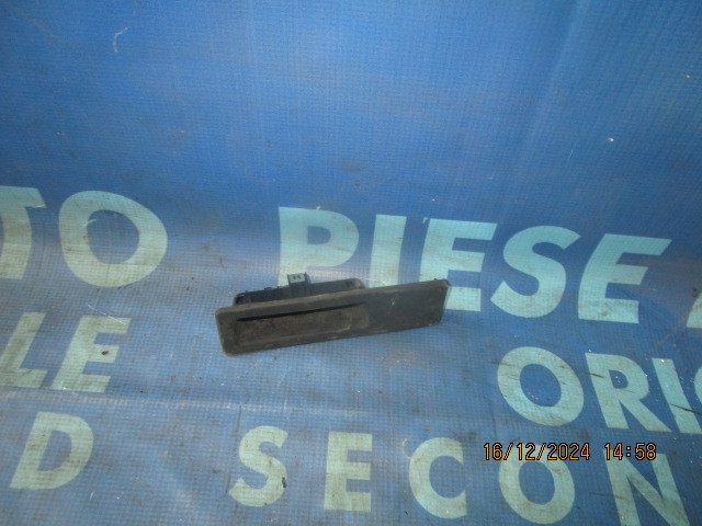 Maner portbagaj BMW F31; 7368752 (switch)
