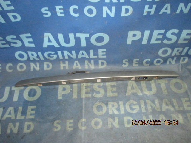Maner portbagaj Jeep Grand Cherokee 2000; 5FV59TRMA (ornament hayon)