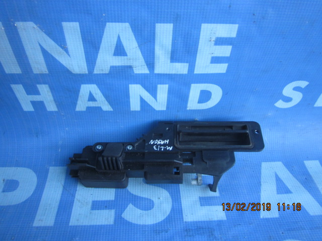 Maner portbagaj Mercedes M400 W163; 1637400793 (exterior)