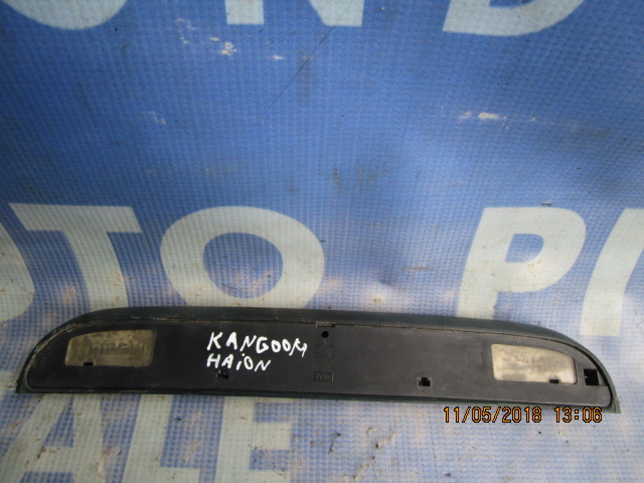 Maner portbagaj Renault Kangoo ;  7700308723 // 7700308722