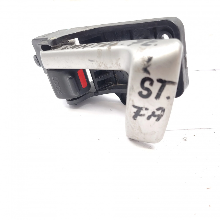 Maner Portiera Interior Stanga Fata Hyundai Santa Fe 1 (Sm) 2000-2006 82613Cm000