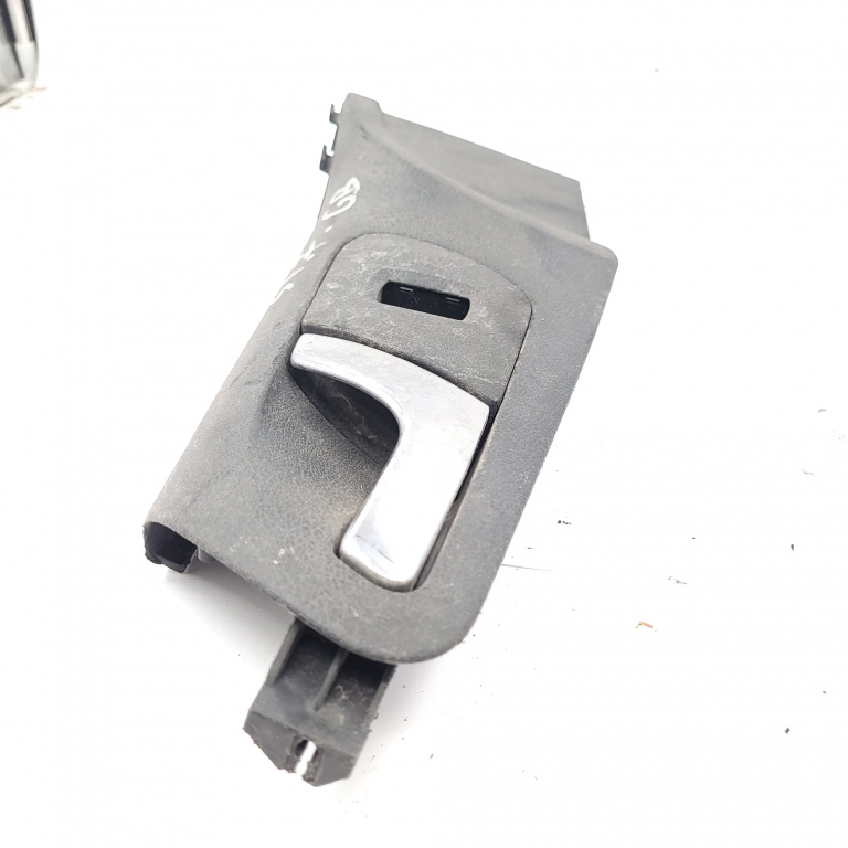 Maner Portiera Interior Stanga Fata Skoda Octavia 1 (1U) 1996-2010 1U0837247B