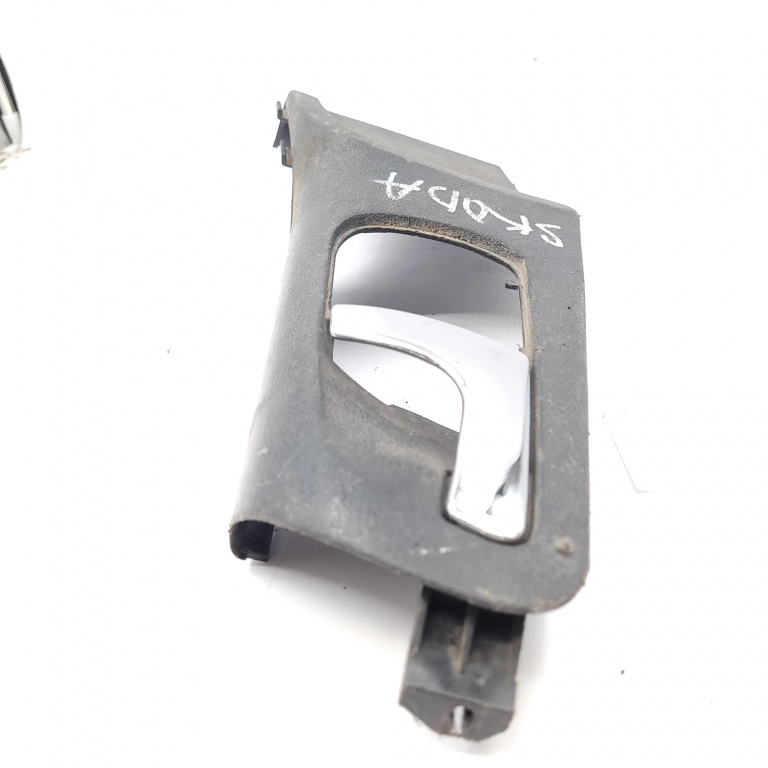 Maner Portiera Interior Stanga Fata Skoda Octavia 1 (1U) 1996-2010 1U0837247B