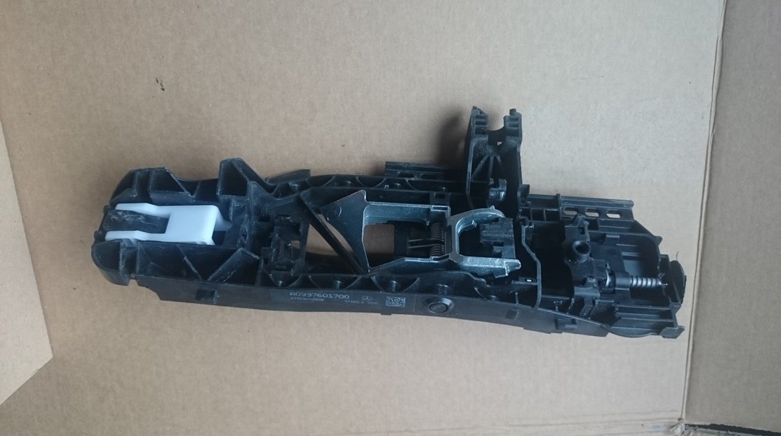 Maner stanga spate Mercedes E-Class W213, C-class W205 (2015-2018) cod A0997601700
